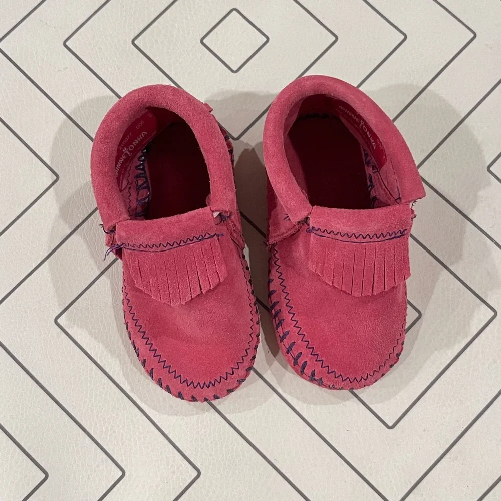 Minnetonka Pink Riley Booties